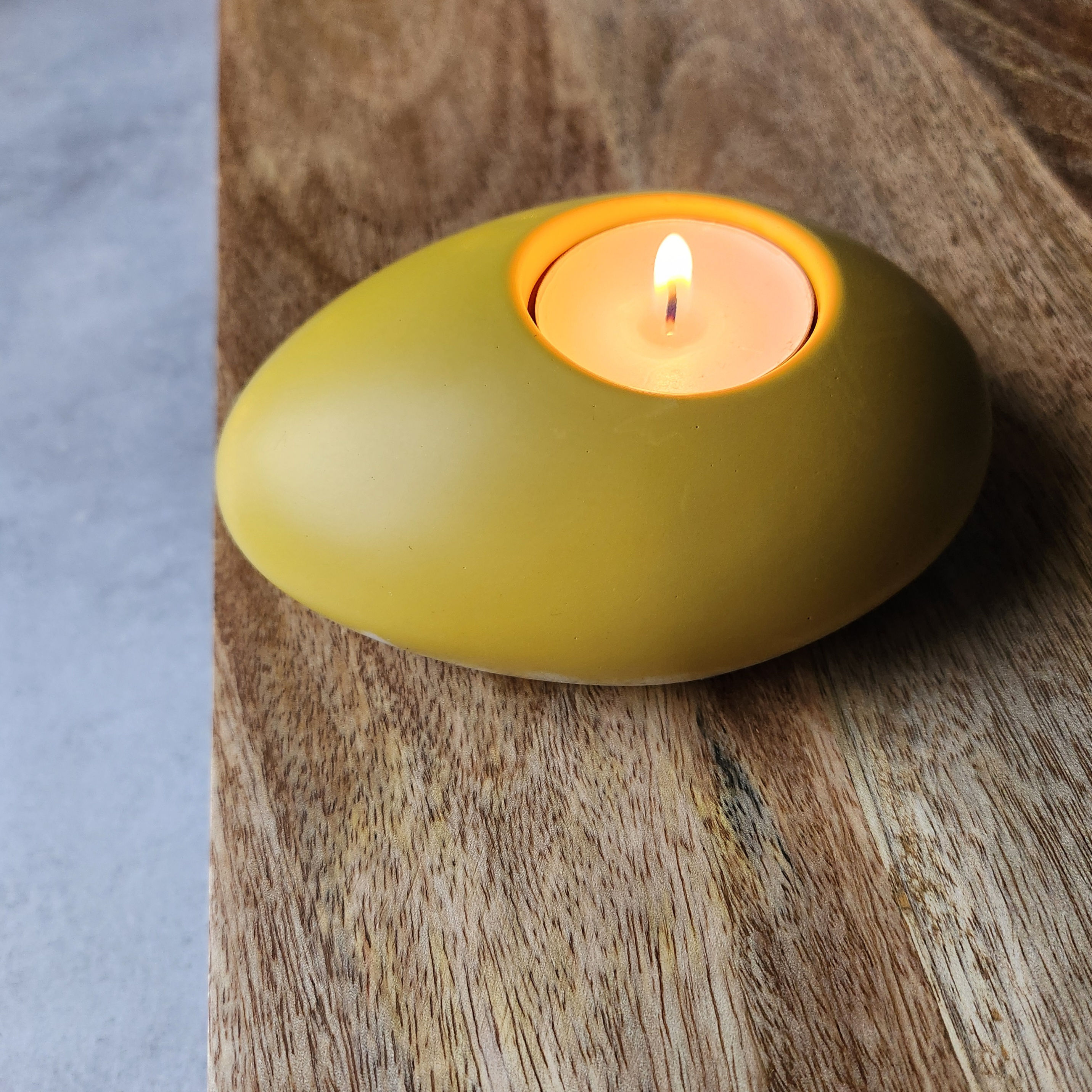 Yellow Oval Tealight