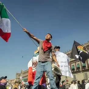 Anti-Corruption Protests Rage Across Mexico, Injuring 120