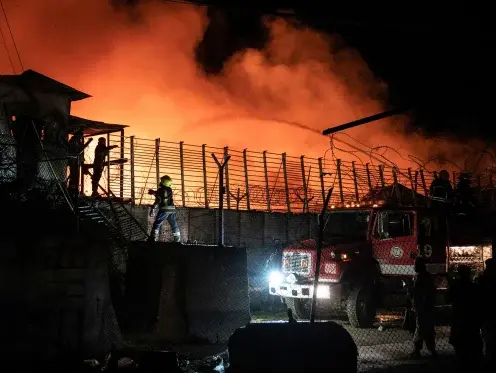 Pakistan Strikes Hospital in Afghanistan, Killing Hundreds