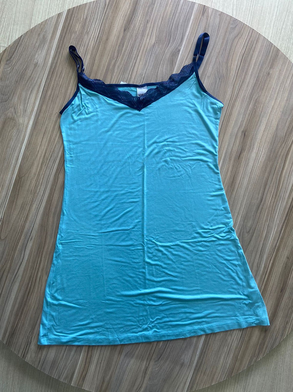 Miniatura: Camisola de Alcinha com Detalhe em Renda