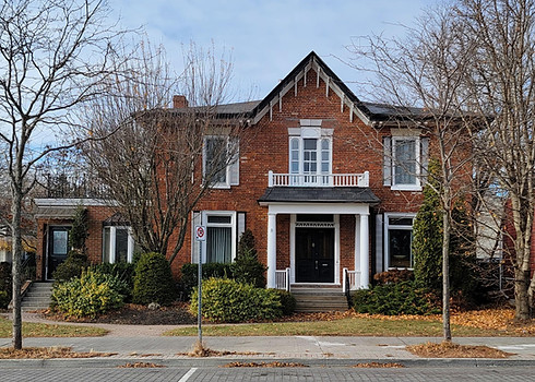 Deb's Circle house.jpg