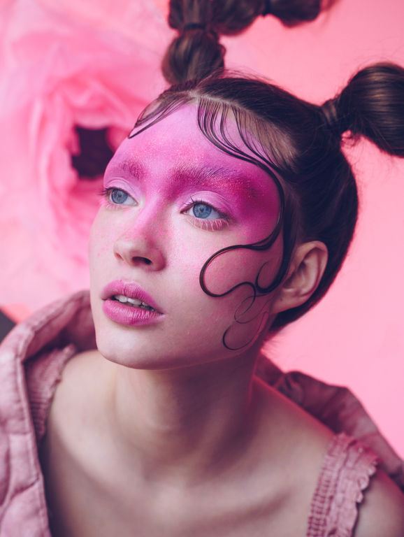 Set design fashion shoot flower paper Emma Birsky