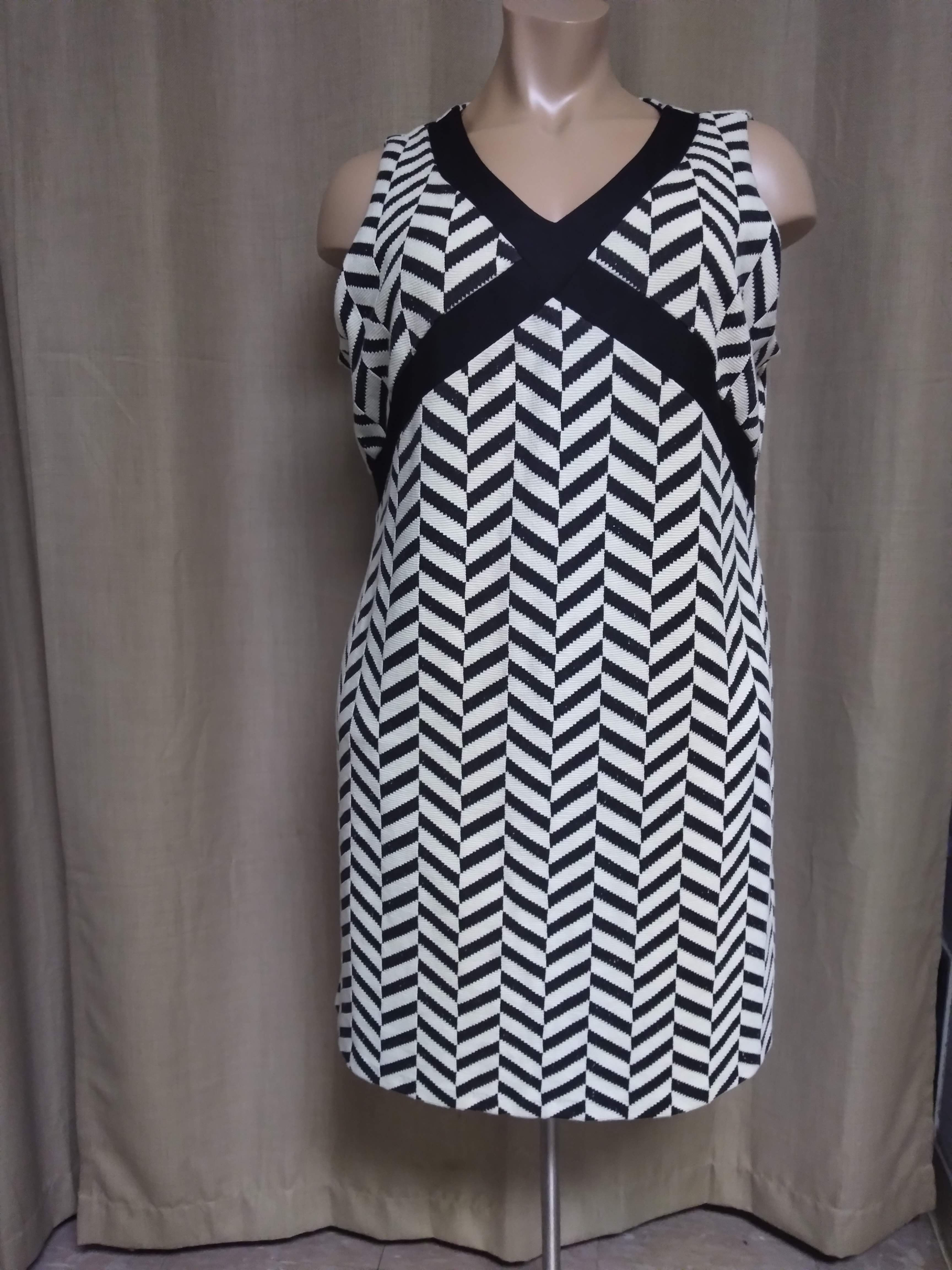 Sleeveless Skirt