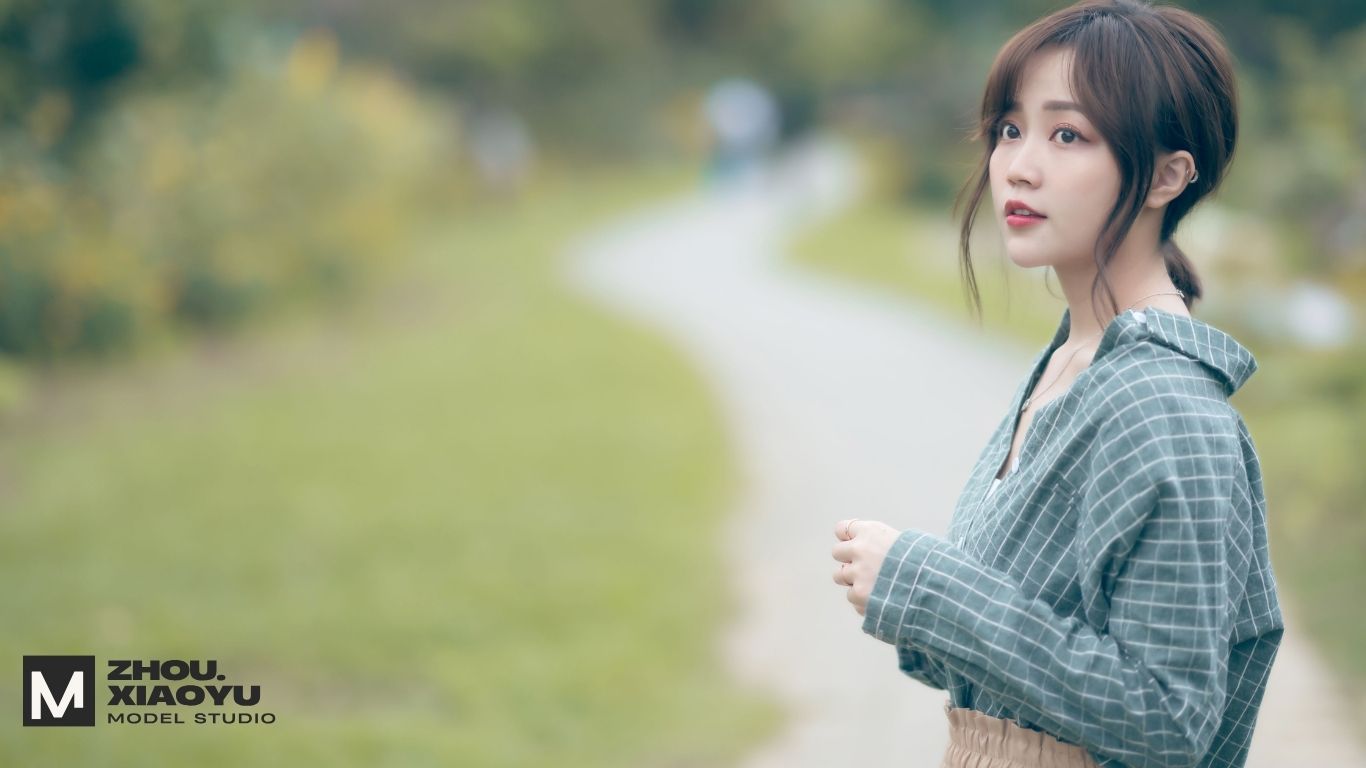 周晓雨高端商务模特工作室 | 高端商务模特审核与评价系统示意图