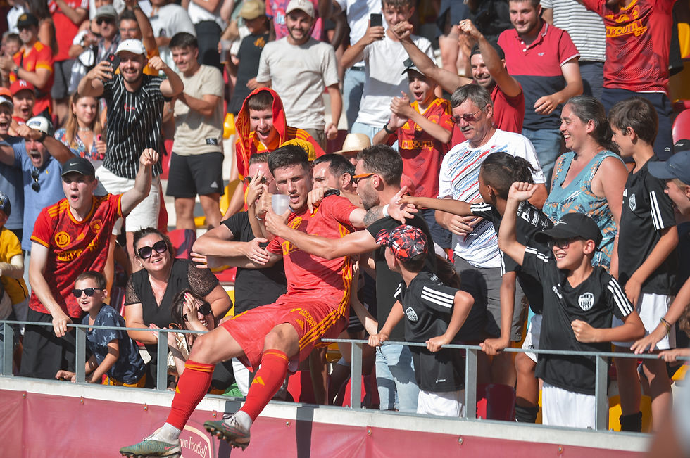 Aimé par le peuple ruthénois, Buades a marqué le club non pas par ses performances, mais grâce à son excellent état d'esprit et son amour du maillot | © Rodez Aveyron Football
