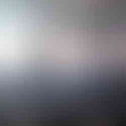 Peinture représentant la silhouette de Paris avec la Tour Eiffel, détail de la fresque murale « La Joconde Dénudée ».