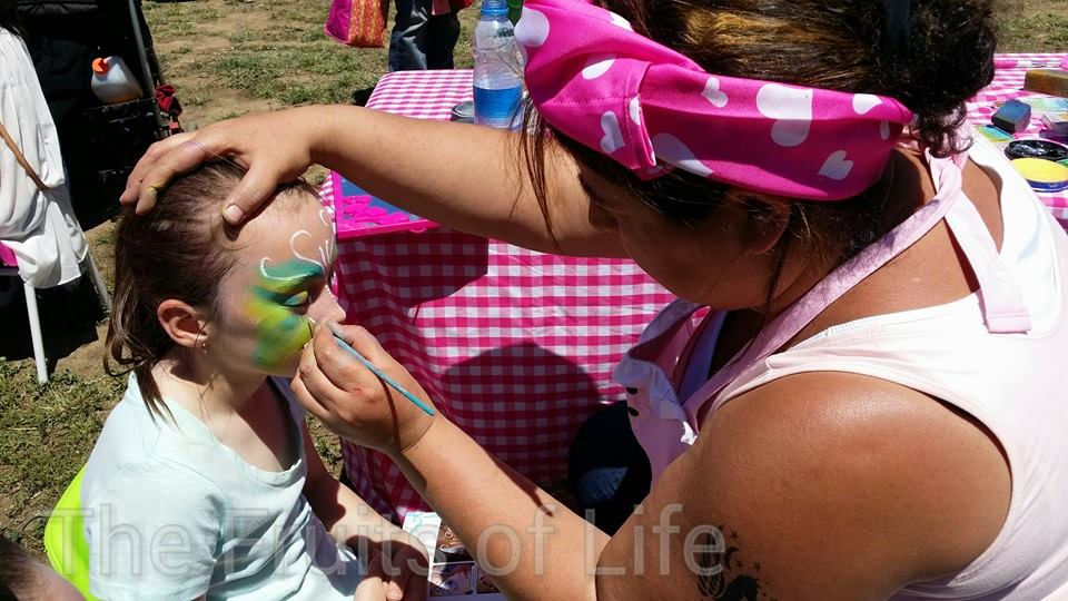 Facepainting at Strawberry Sundae