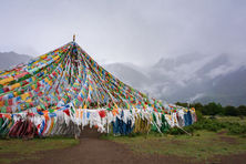Wind Holds the Prayers
Sep 2019
Linhai Xiagu Shenshan/林海峡谷神山, Tibet, China
Series Work