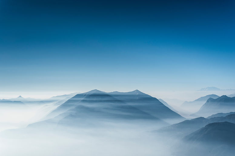 Berge in den Wolken