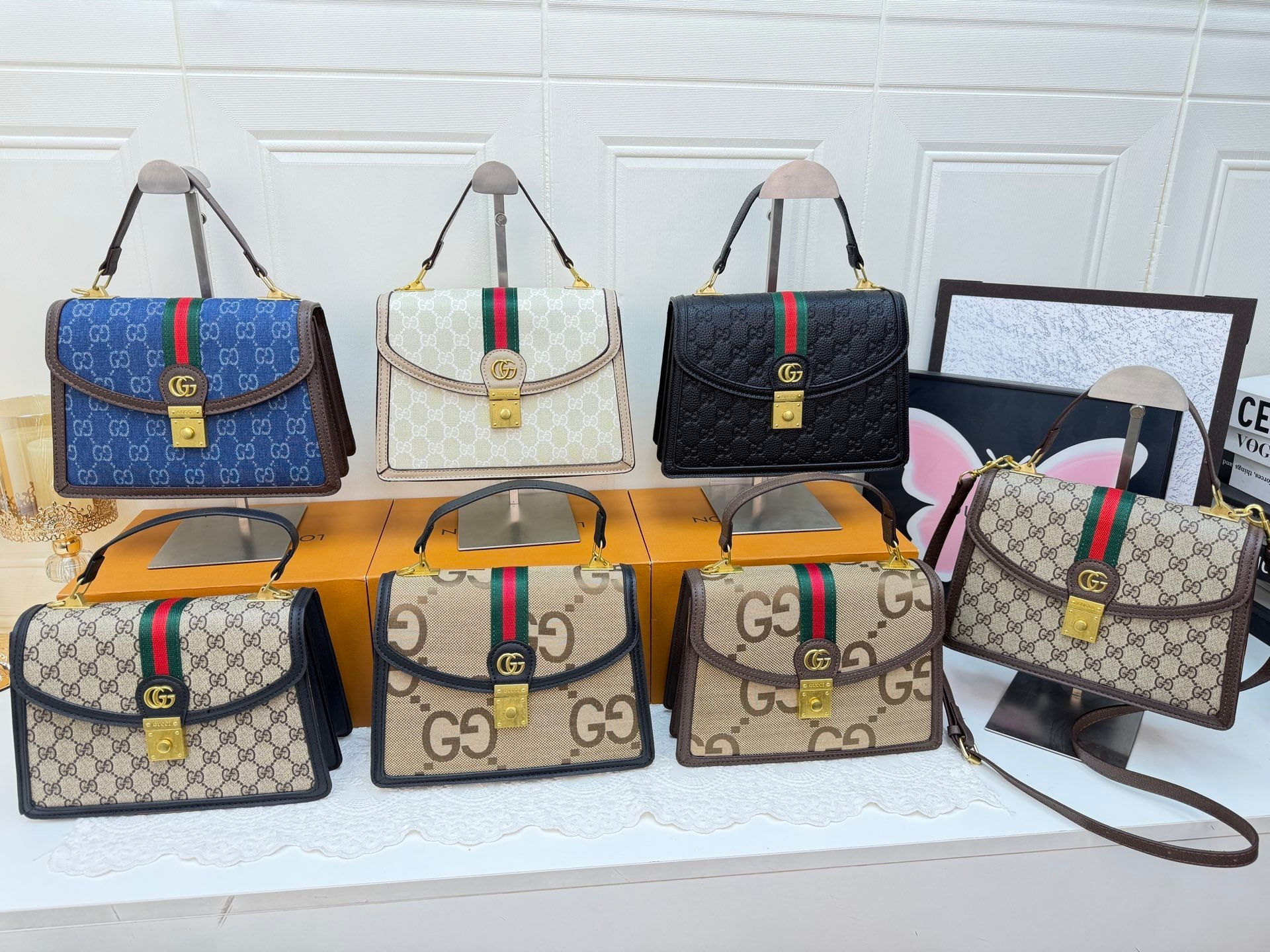 1686 na1 gg    25*17*9.5 cm