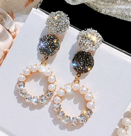 Sophisticated Style Earrings