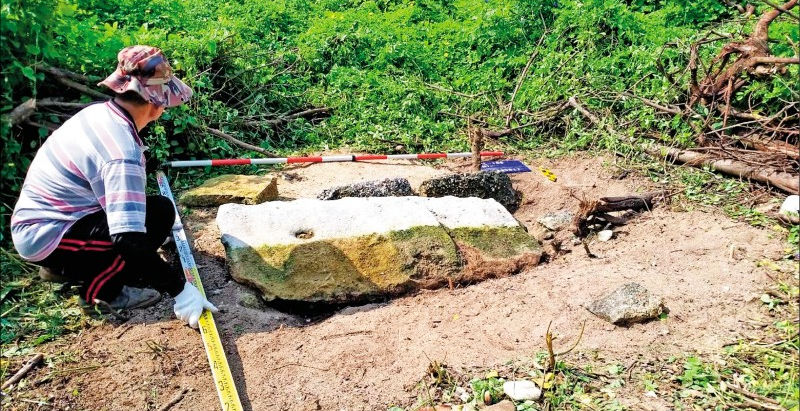 【考古台灣】小琉球發現4500年前石棺 學者研判屬牛稠子文化 與「墾丁遺址」有相同文化〔2020-11-29〕