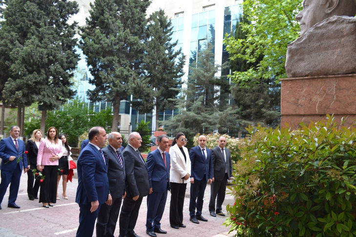 haydar aliyev mermorial visit iksad.jpeg