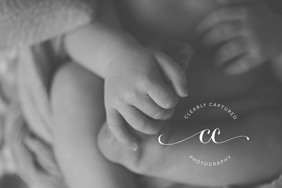 amarillo newborn details hand feet
