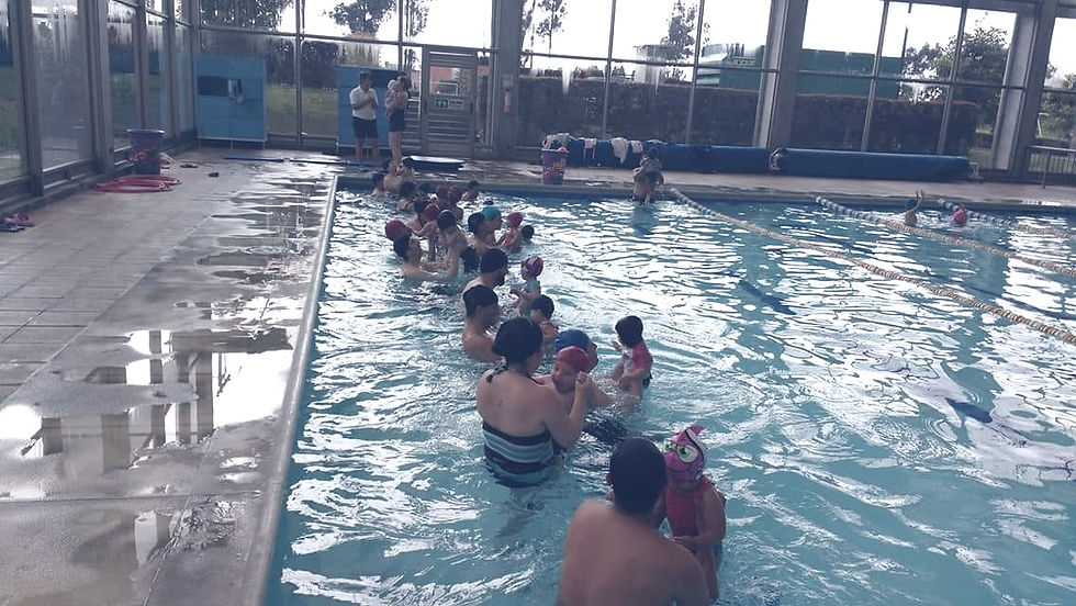 aquanext autosur familias_edited.jpg