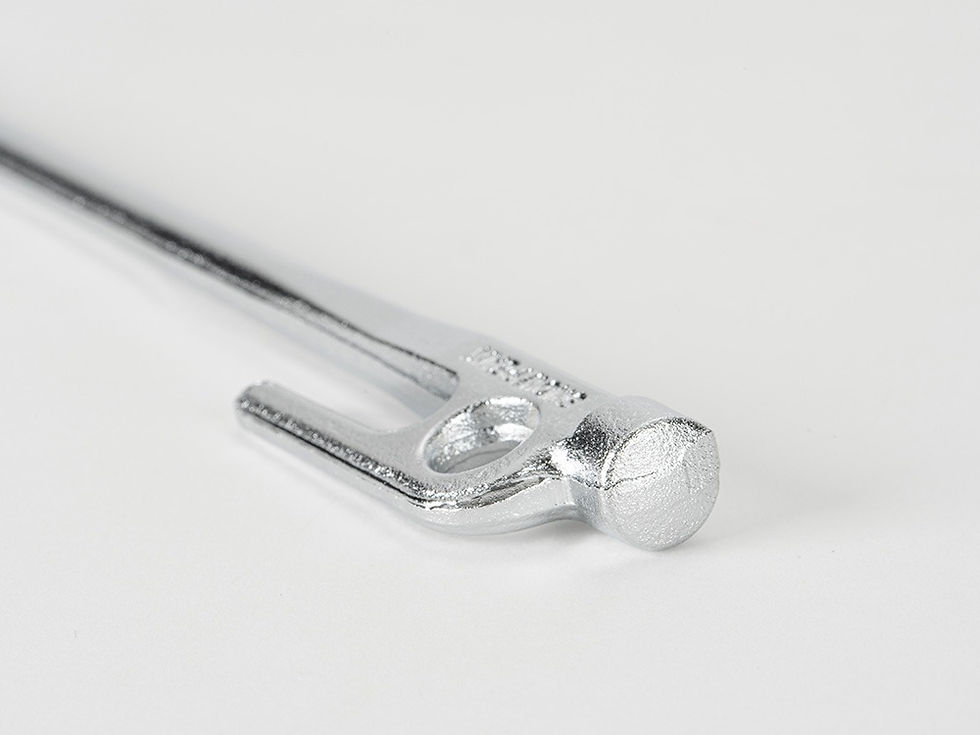 サムネイル： Snow Peak 65th Anniversary Limited Chrome Solid Stake 20