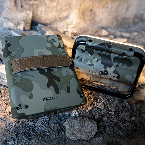 Thumbnail: CLAYMORE 3FACE Mini Limited CAMO Edition