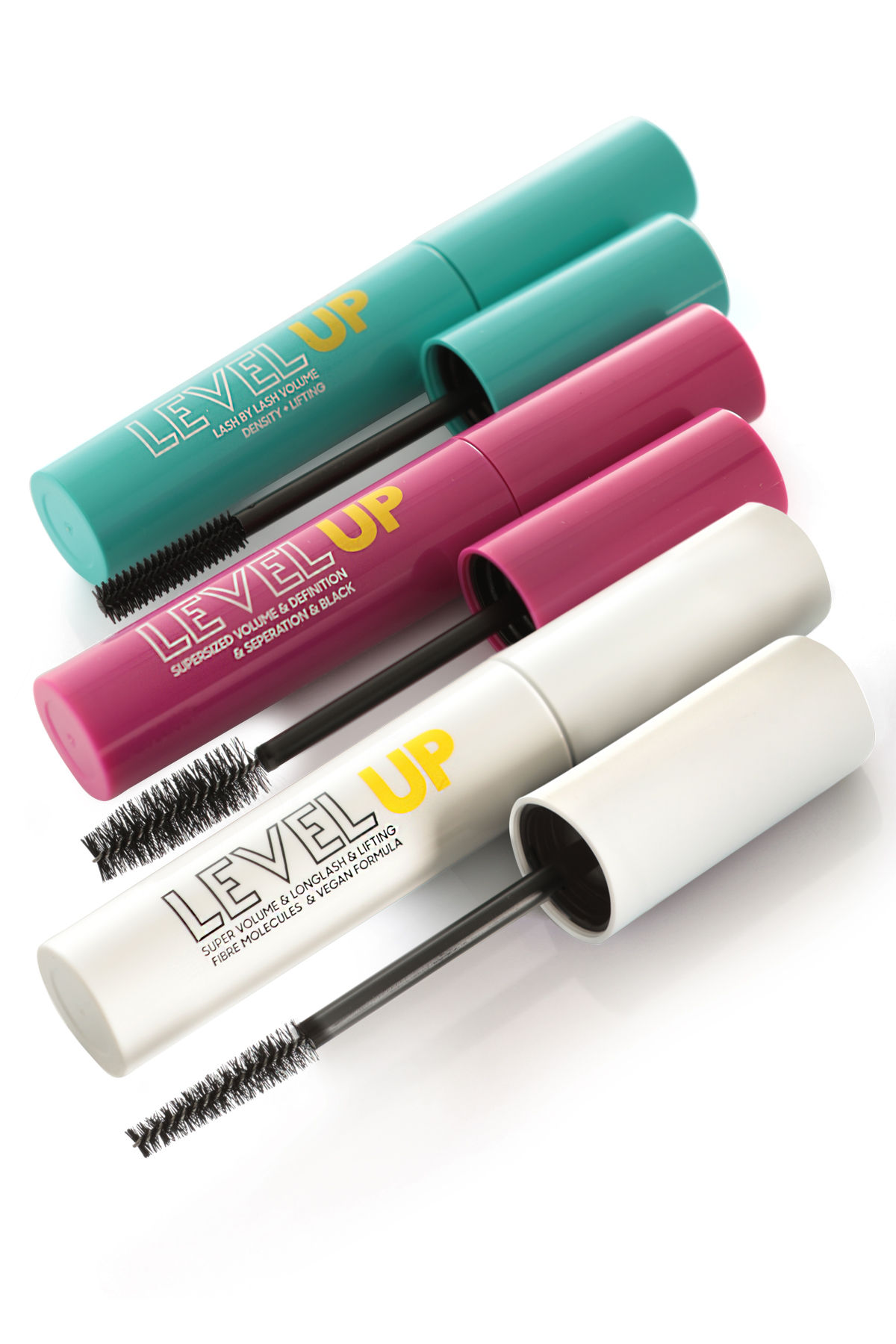 Pierre Cardin Level Up Mascara Süper Hacim & Kaldırma &Yoğun görünüm 10 ml-Siyah