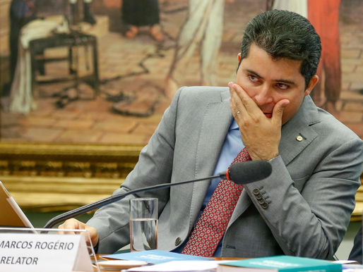 A HIPOCRISIA DE MARCOS ROGÉRIO: AJUDOU A ENTERRAR A LAVA TOGA E AGORA QUER UMA PEC PARA COLOCAR ...