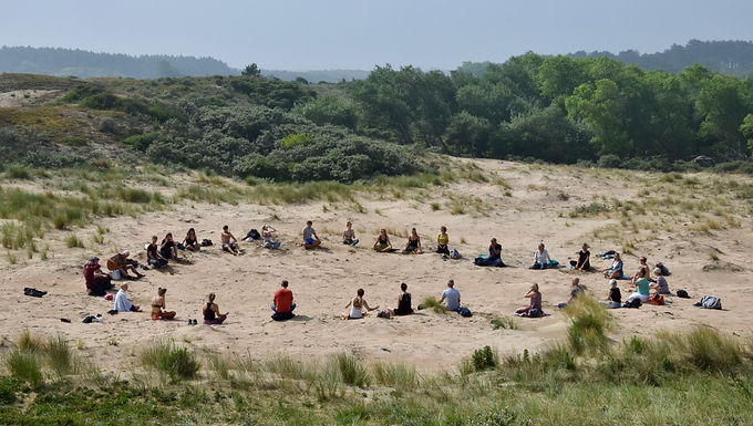 Groepsmeditatie in de Duinen (2)
