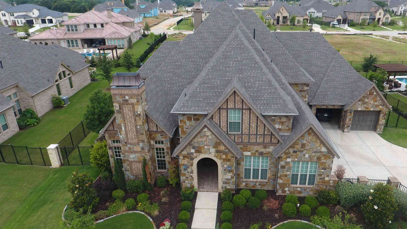 Beautiful residential home with new roof in Fort Worth, TX