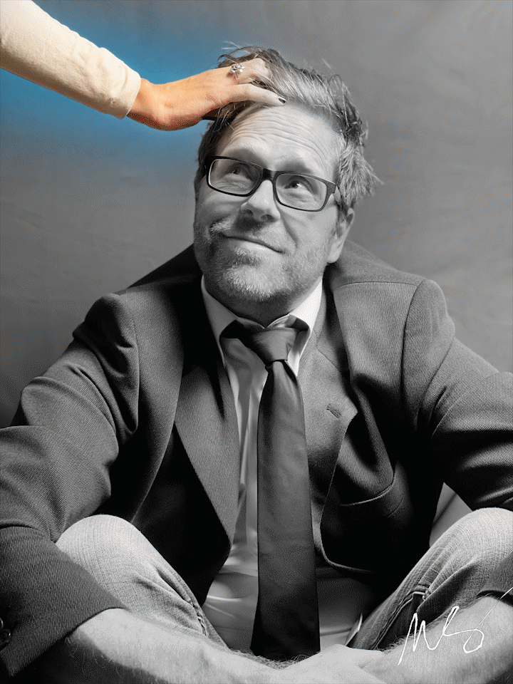 DJV PORTRAIT CSV COLOR DISSOLVE.gif