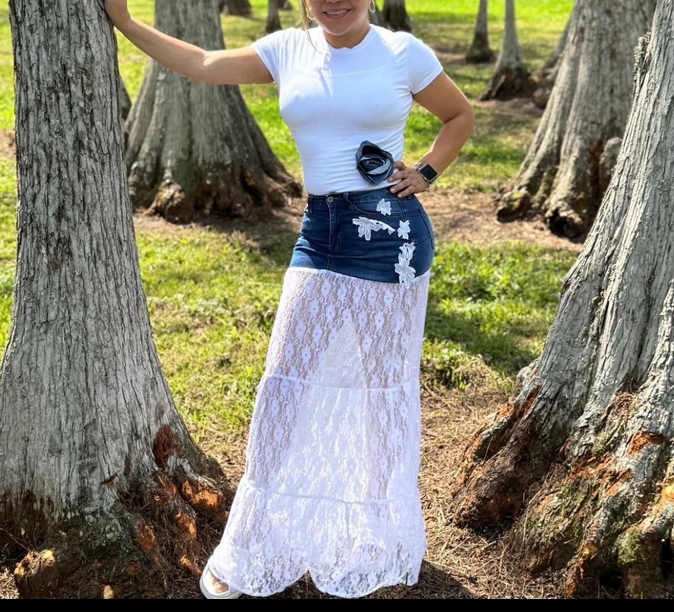 White lace long skirt