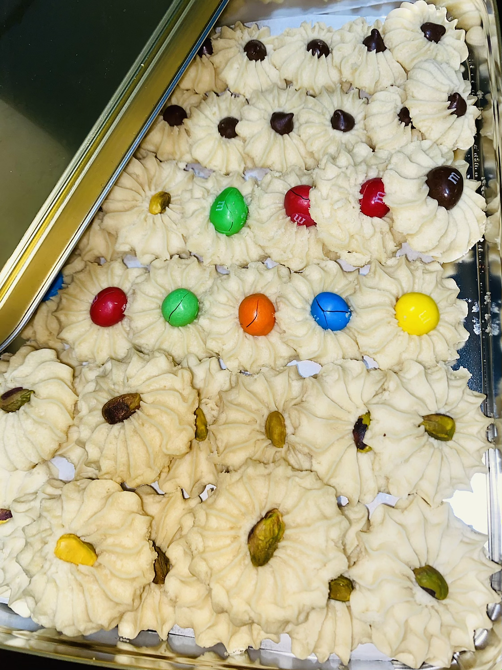 Thumbnail: غريبه  شاميه /Soft flaky cookies 