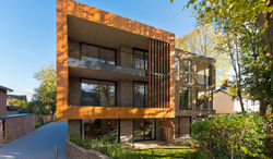 croppedCopperBeechHouse