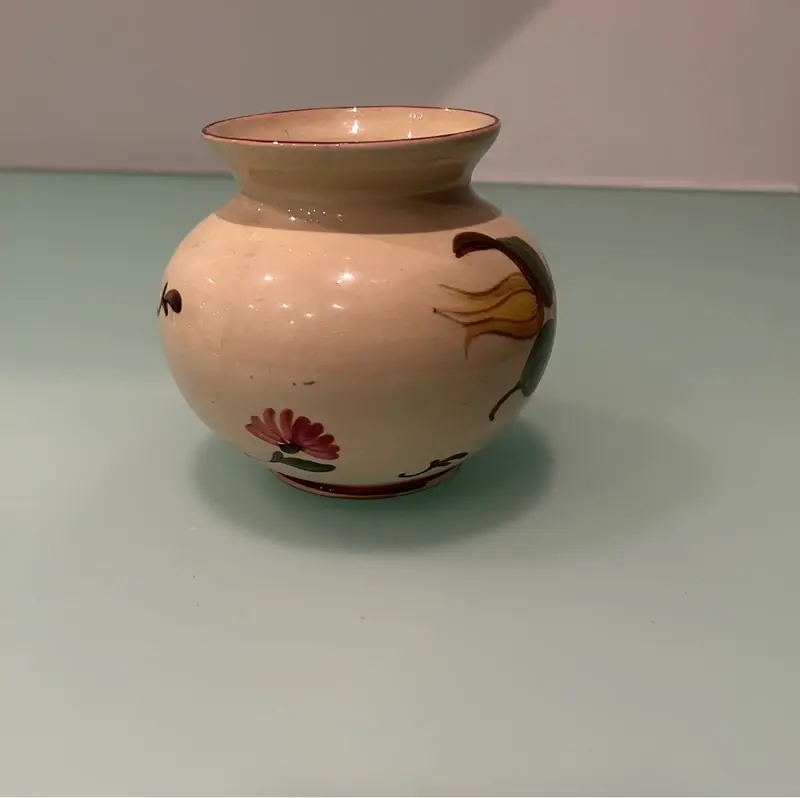 Miniature : Petit vase en faïence PM - Fabriqué en Gruyère - décor floral peint à la main