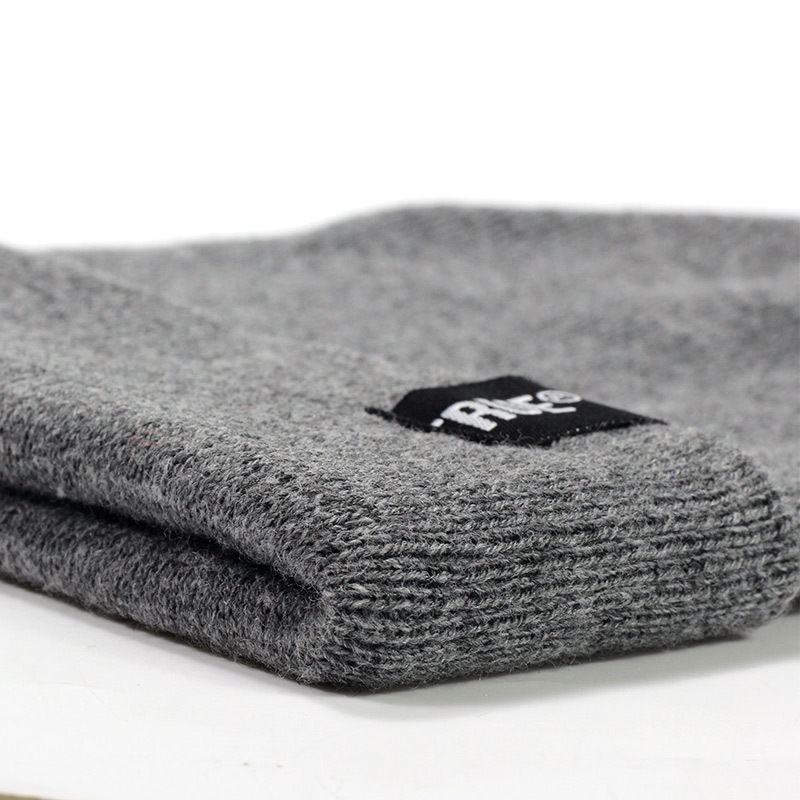 Thumbnail: Gorro Casual Minimal