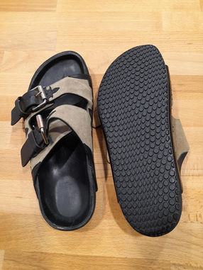 Cordonnerie de la Passerelle 69002. Réparer la semelle des Birkenstock