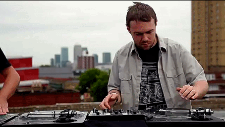 7Z7G.gif