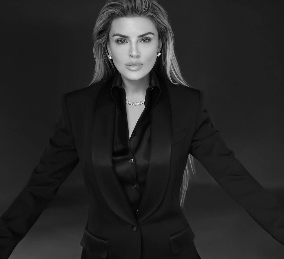 ash-bw-WEB.jpg