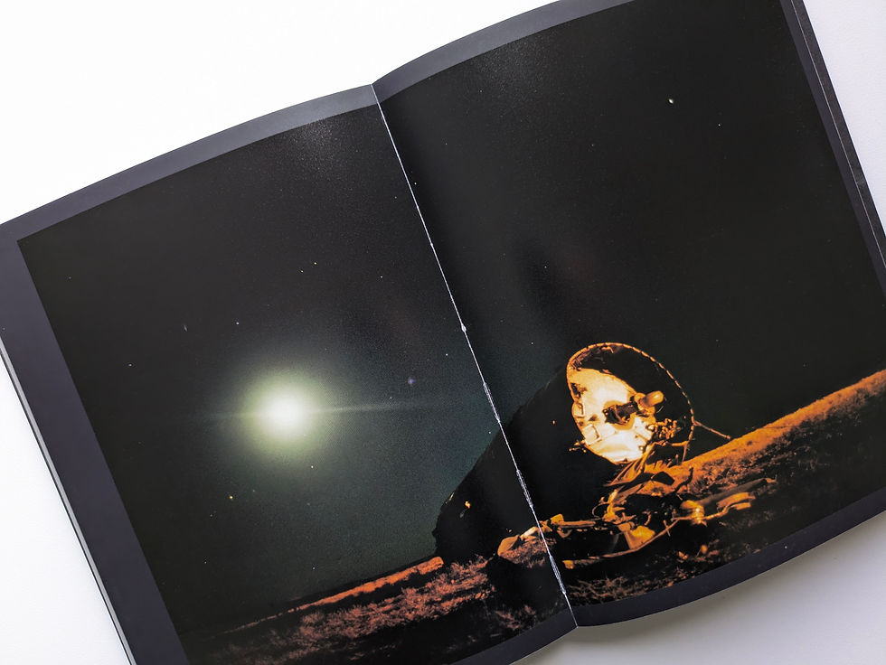 サムネイル： SATELLITES / JONAS BENDIKSEN