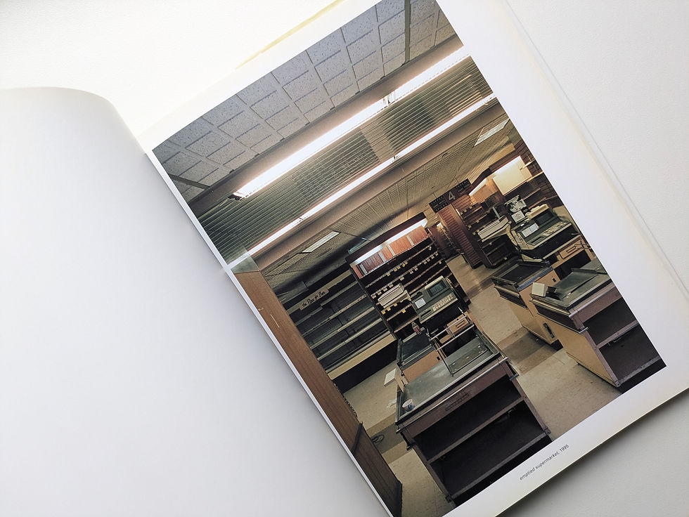 Thumbnail: View from above / Wolfgang Tillmans