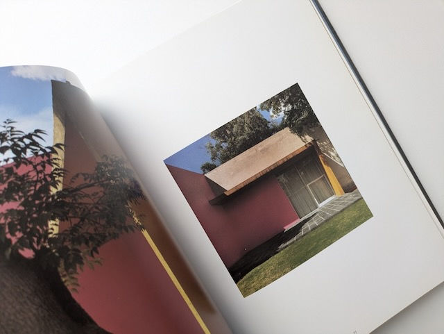サムネイル： BARRAGAN : Photographs of the Architecture of Luis Barragan