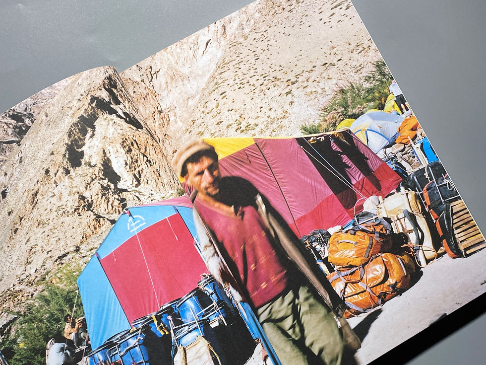 サムネイル： TOO MUCH Magazine Issue 7: The Himalayas Naoki Ishikawa 石川直樹 特集