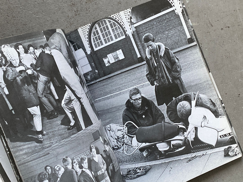 サムネイル： Mods!: Over 150 Photographs from the Early '60's of the Original Mods!