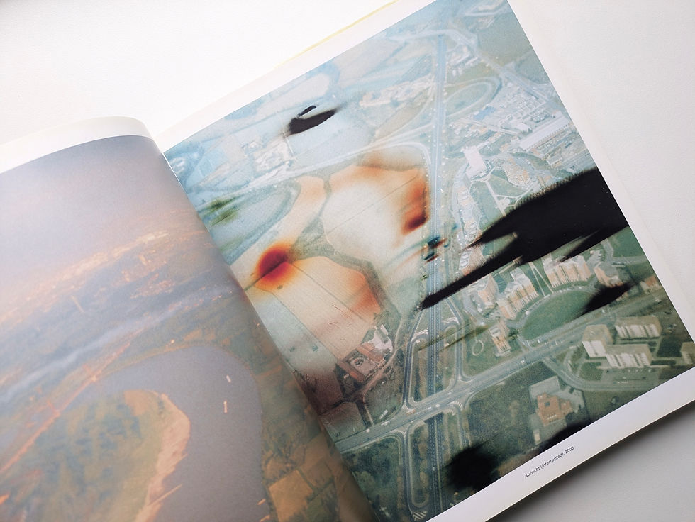 Thumbnail: View from above / Wolfgang Tillmans