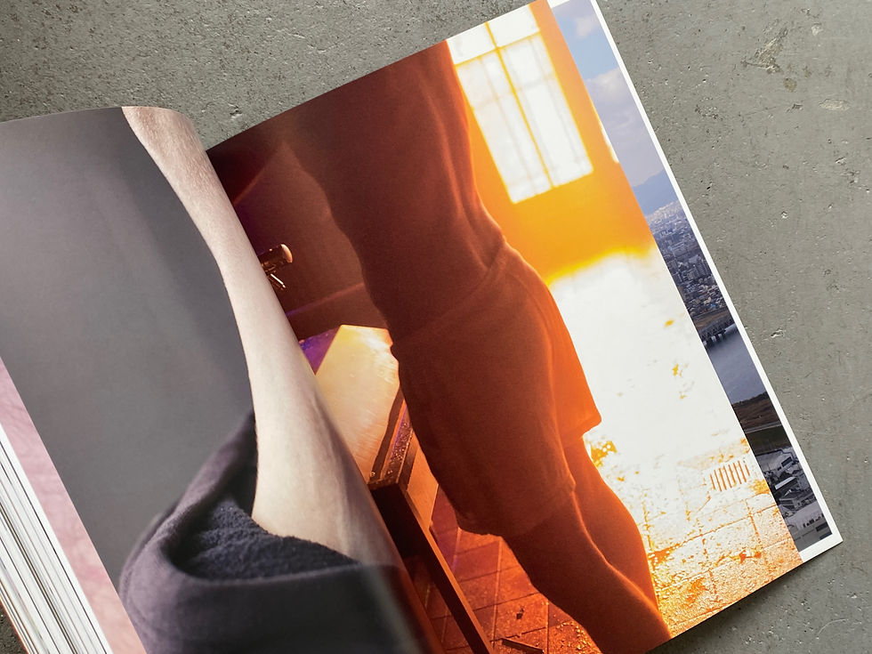 サムネイル： YOUR BODY IS YOURS / Wolfgang Tillmans [ヴォルガング・ティルマンス]