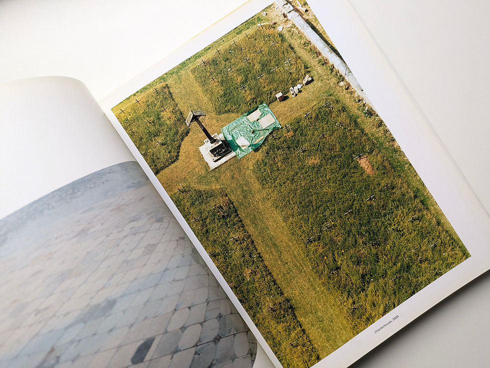 サムネイル： View from above / Wolfgang Tillmans