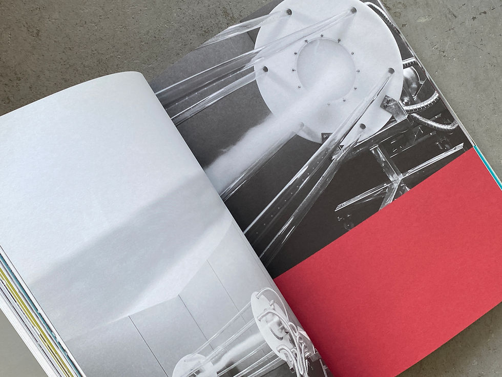 サムネイル： Olafur Eliasson : Exposition, Paris , 22 Mars-12 Mai 2002