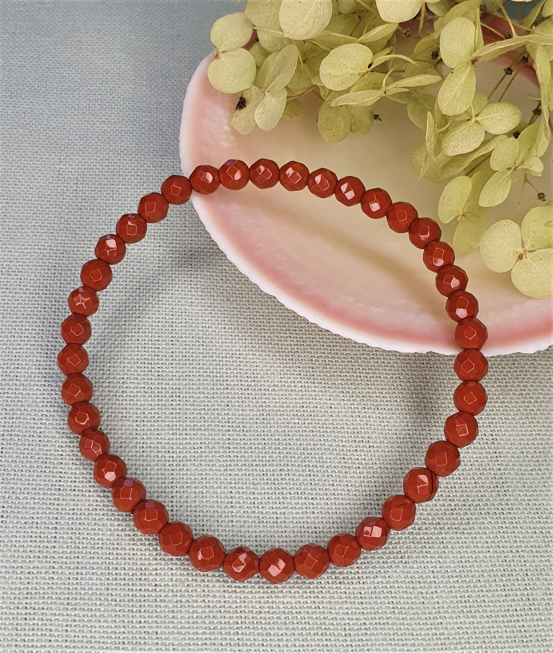Edelsteinarmband roter Jaspis facettiert