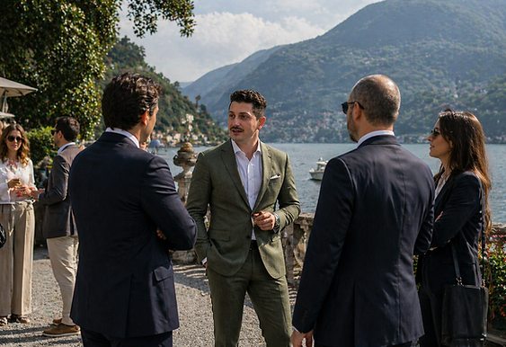 consulente marketing e comunicazione lago di como.png