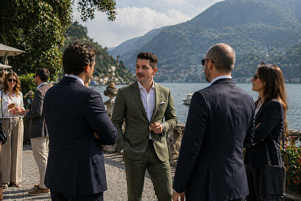 consulente marketing e comunicazione lago di como.png