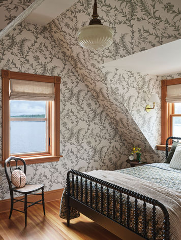 LAkesideGuestBedroom