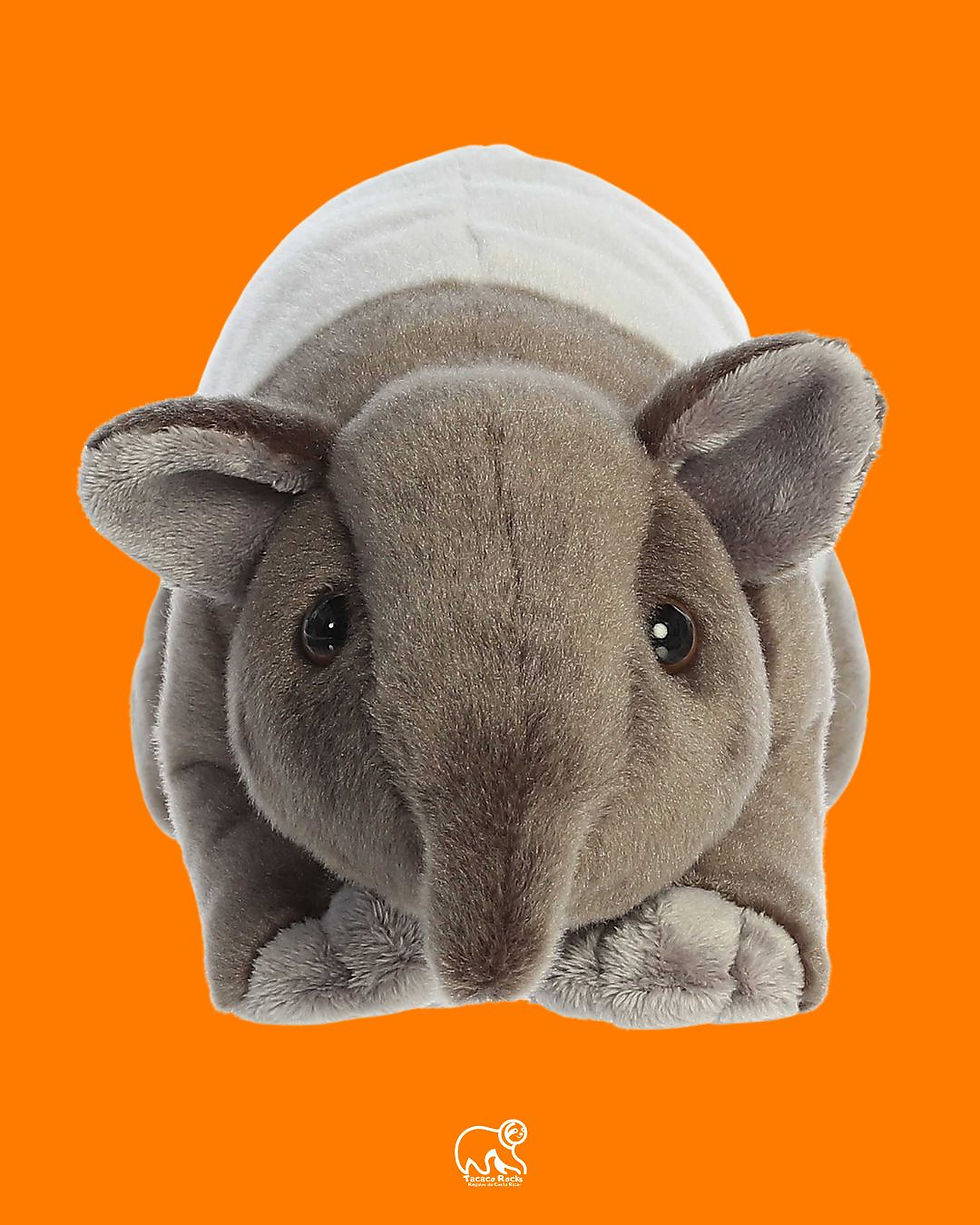 Vista de frente de peluche de tapir-danta