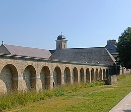 Caserne Huxelles.jpg