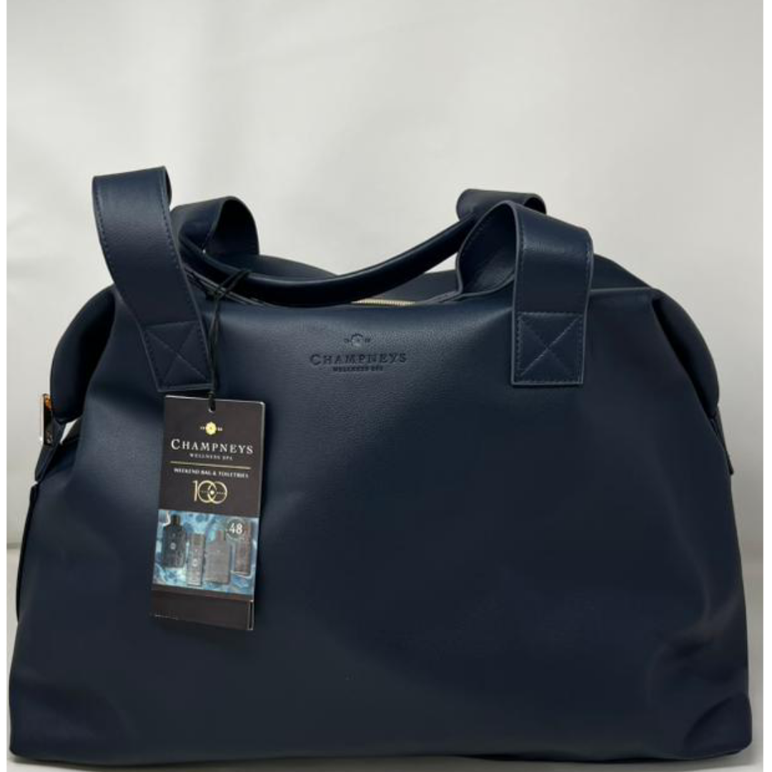 Champneys Professional Weekend Bag & 4-Piece Grooming Collection